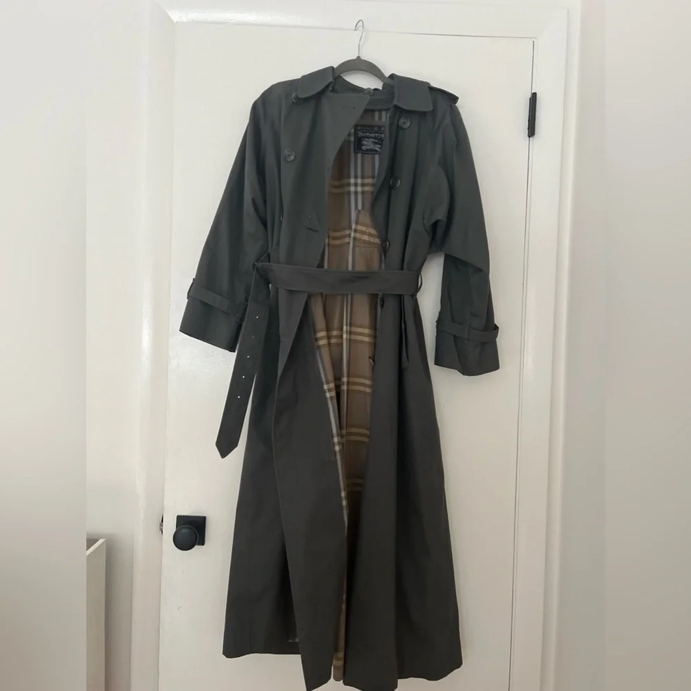 Classic Gray Trench Coat Burberry extremely long USA 6 - Picture 3 of 16